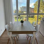 Centrico Con Vistas * 산티아고데콤포스텔라